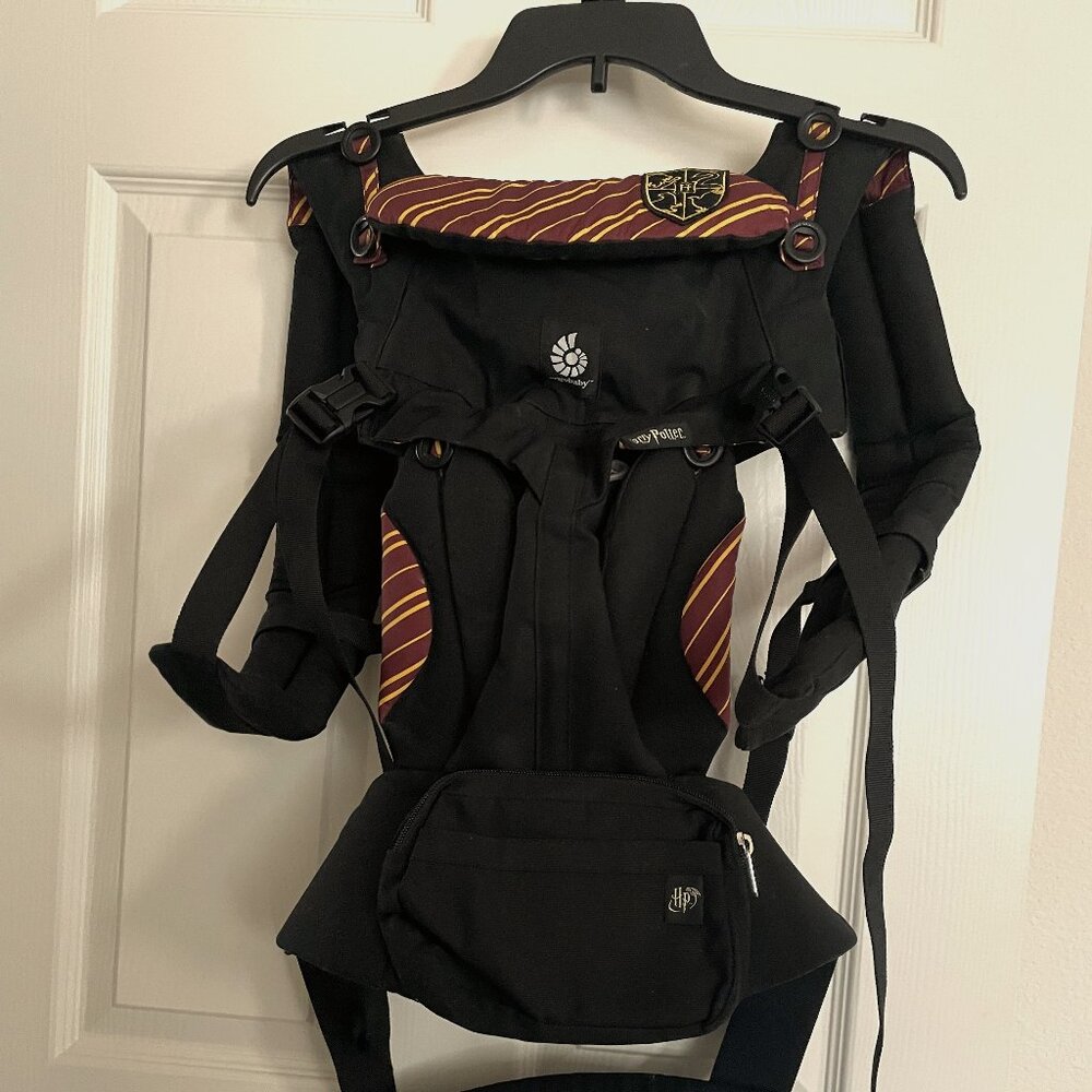 Ergobaby Omni 360 Carrier - Classic Hogwarts (Harry Potter)